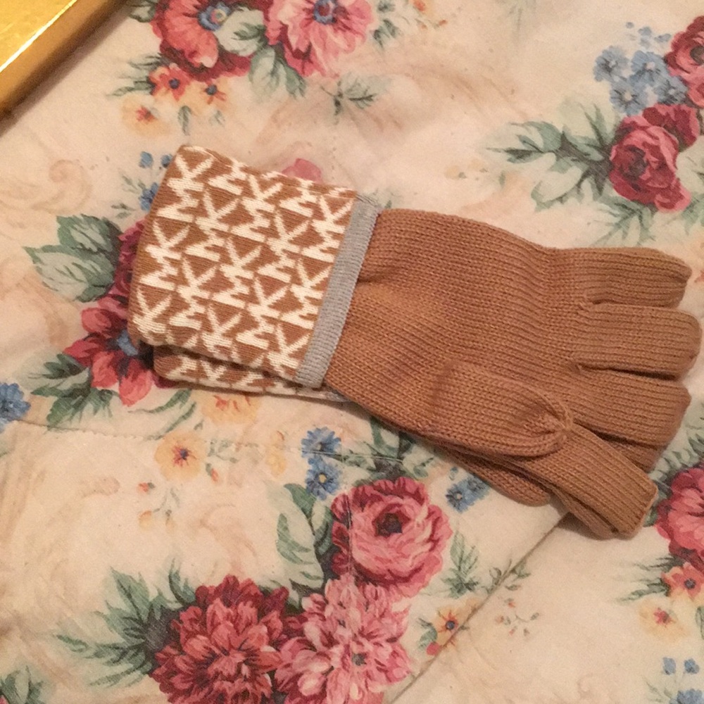 Michael Kors gloves